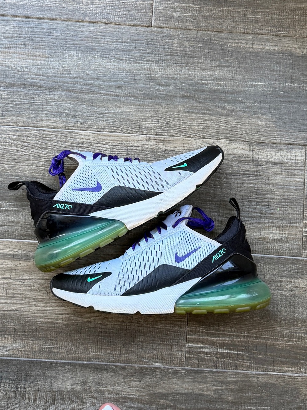 Nike air Max 270 women’s grape sneakers 8.5